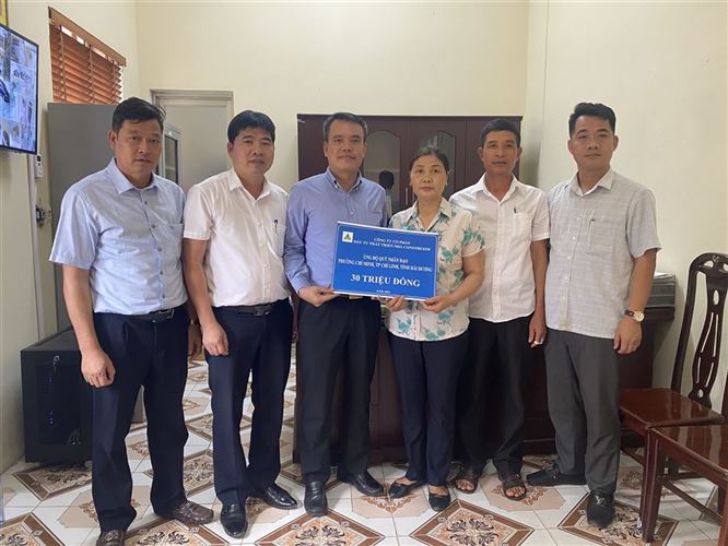 Công ty Constrexim – Hod ủng hộ 80 triệu đồng để xây dựng quỹ nhân đạo 2 cấp tại thành phố Chí Linh, tỉnh Hải Dương.